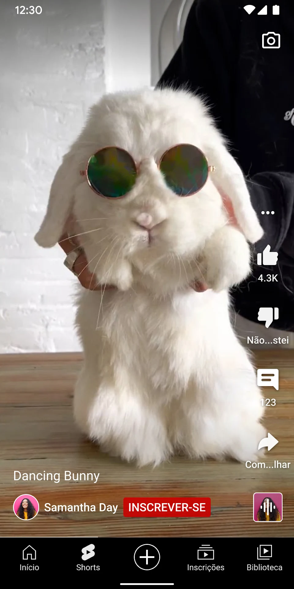 YouTube MOD APK - Screenshot 2 - AndroDow